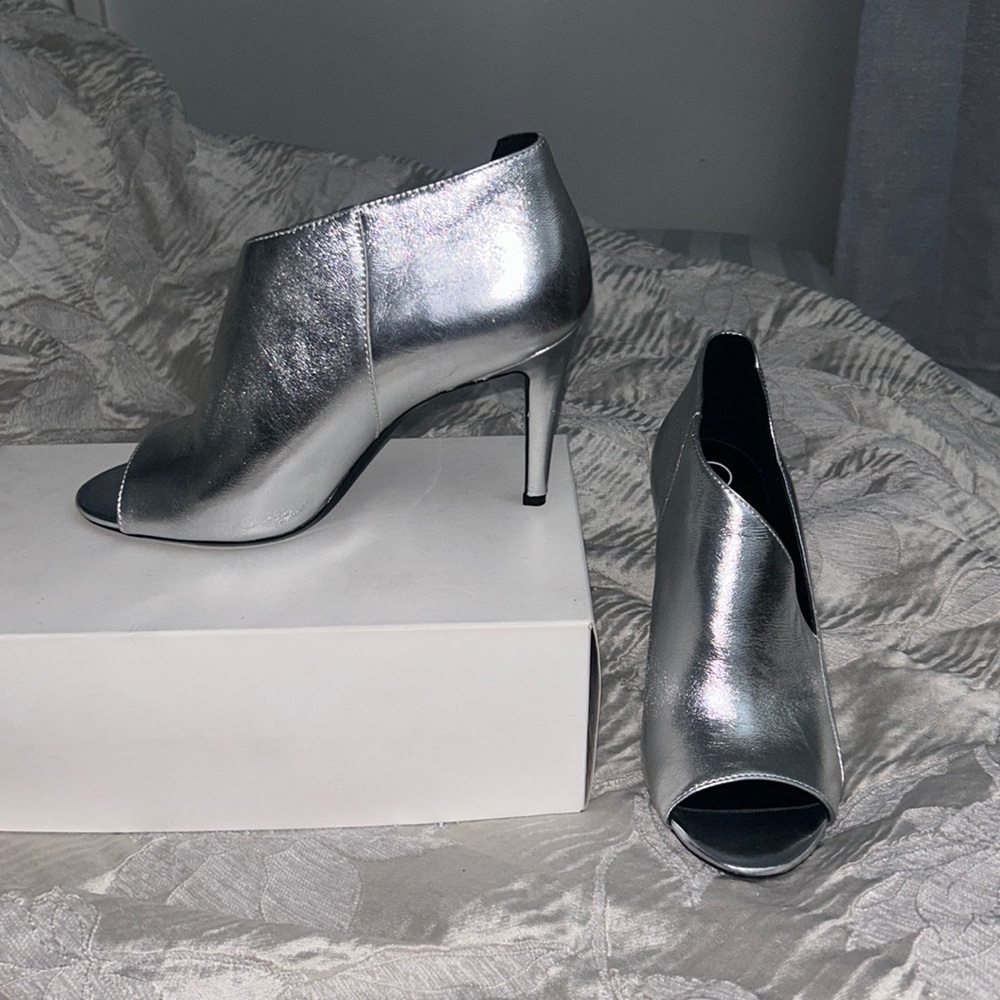 Silver heels